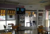 Local comercial en venta con 100m² en Novelda foto