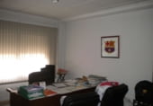 Local comercial en venta con 180m² en Novelda foto