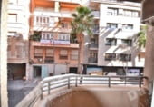 200m² locaux commerciaux pour vente à Torrevieja photo