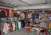 Local comercial en alquiler con 150m² en Elda foto
