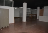 Local comercial en alquiler con 250m² en Elda foto