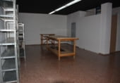 Local comercial en alquiler con 250m² en Elda foto