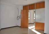 Local comercial en alquiler con 80m² en Elda foto
