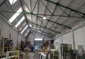 Nau
en lloguer
amb 800m² a Sevilla foto