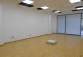 Oficina en alquiler con 76m² en Sevilla, en la zona de Huerta de Santa Teresa foto