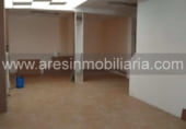 70m² commercial premises for rent in Écija photo