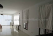 96m² commercial premises for sale in Écija photo
