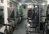 Local comercial en venta en Puente Genil foto