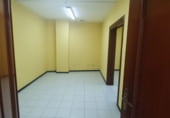 Local comercial en alquiler con 259m² en Oviedo, en la zona de L'Argañosa foto