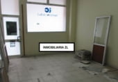 Local comercial en venta con 240m² en Lugones foto