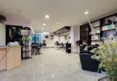78m² salon de coiffure pour vente à Valladolid, dans le quartier de Parquesol photo