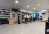 78m² salon de coiffure pour vente à Valladolid, dans le quartier de Parquesol photo