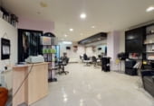 78m² salon de coiffure pour vente à Valladolid, dans le quartier de Parquesol photo