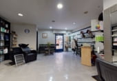 78m² salon de coiffure pour vente à Valladolid, dans le quartier de Parquesol photo