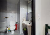 78m² salon de coiffure pour vente à Valladolid, dans le quartier de Parquesol photo