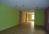 Local comercial en venta con 100m² en Almendralejo foto