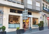 451m² commercial premises for sale in Jaén photo