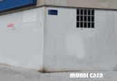 Local comercial en alquiler con 512m² en Boiro foto