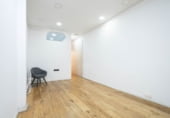 Local comercial en venta con 45m² en Barcelona, en la zona de la Nova Esquerra de l'Eixample foto