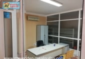Oficines
en venda
amb 140m² a La Puebla de Cazalla foto
