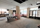 Local comercial en venta con 300m² en Valdepeñas foto
