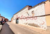 Local comercial Industrial
en venda
amb 521m² a Valdepeñas foto