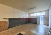 Local comercial en venta con 135m² en Valdepeñas foto