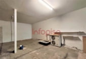 Local comercial en venta con 135m² en Valdepeñas foto
