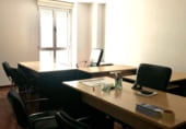 Oficina en alquiler con 50m² en Oviedo foto