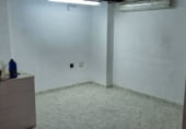 270m² commercial premises for sale in Huelva, Avenida Plaza Berrocal photo