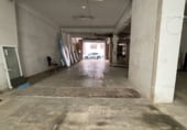 Local comercial en alquiler con 170m² en Sant Boi de Llobregat, en la zona de Barri Centre foto
