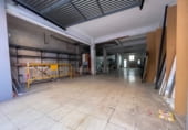 Local comercial en alquiler con 170m² en Sant Boi de Llobregat, en la zona de Barri Centre foto