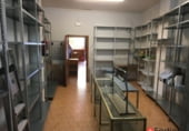 Local comercial en alquiler con 100m² en Martos foto
