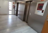 12m² bureau pour location à Fuenlabrada, dans le quartier de Quartier de Belén, Plaza de la Constitución, 3 photo