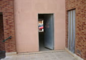 60m² commercial premises for sale in Logroño photo