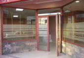 125m² locaux commerciaux pour location à Logroño photo