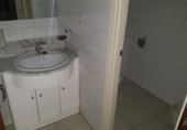 130m² bureau pour location à Logroño photo