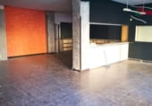 Local comercial en alquiler con 318m² en Vitoria, en la zona de Aranbizkarra foto