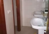 Local comercial en alquiler con 318m² en Vitoria, en la zona de Aranbizkarra foto