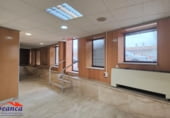 451m² bureaux pour vente à Ávila photo