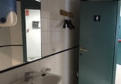 Local comercial en venta con 492m² en Linares foto