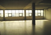 2050m² warehouse industrial for sale in A Coruña photo