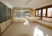 Local comercial en alquiler con 758m² en Cullera foto
