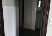 90m² commercial premises for sale in Badajoz photo