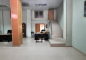 150m² commercial premises for sale in Badajoz photo