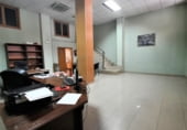 150m² commercial premises for sale in Badajoz photo