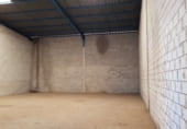 Nave en alquiler con 260m² en La Rinconada foto