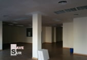 Local comercial en alquiler con 240m² en Huelva foto