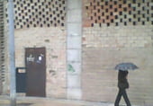 Local comercial en alquiler con 200m² en Pamplona, en la zona de Azpilagaña foto