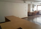 Oficina en alquiler con 145m² en Pamplona, en la zona de Azpilagaña foto